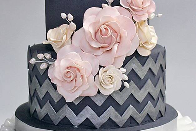 Black wedding cake