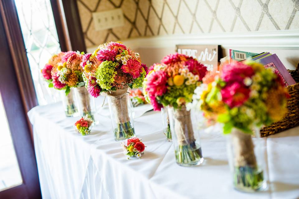 Colorful centerpiece samples