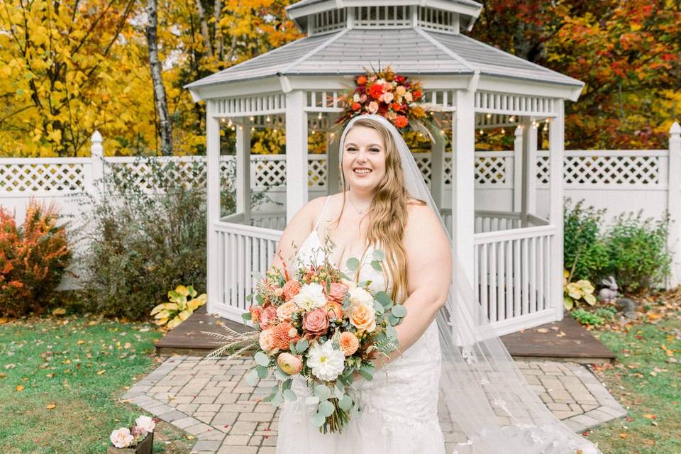 Bouquet toss