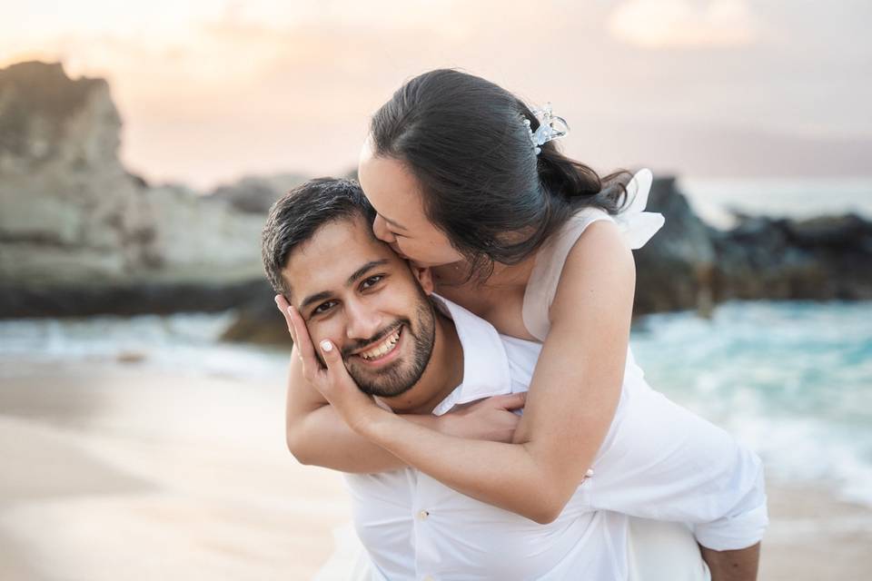 Proposal-engagement photo Maui