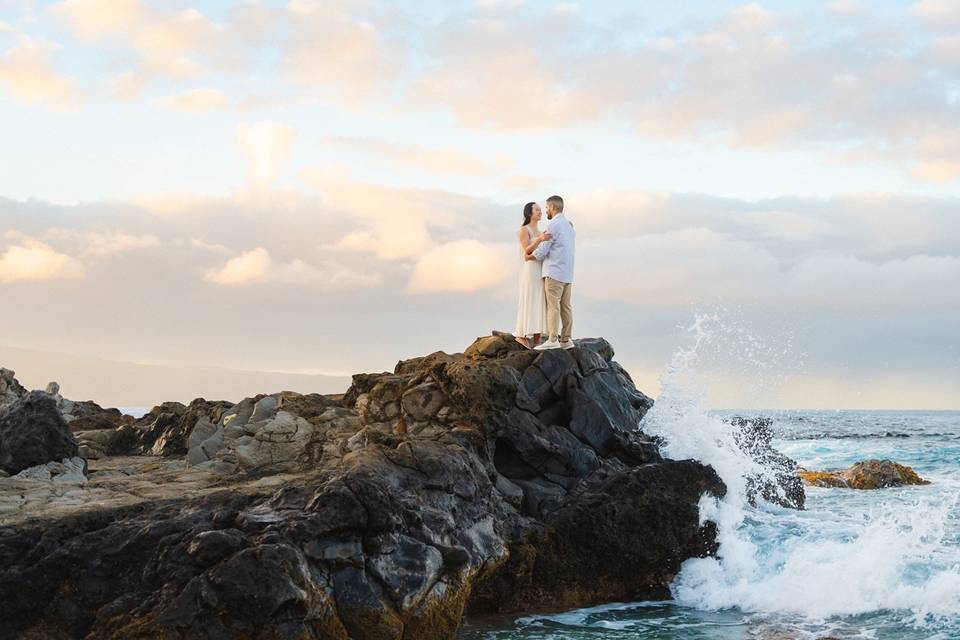 Proposal-engagement photo Maui