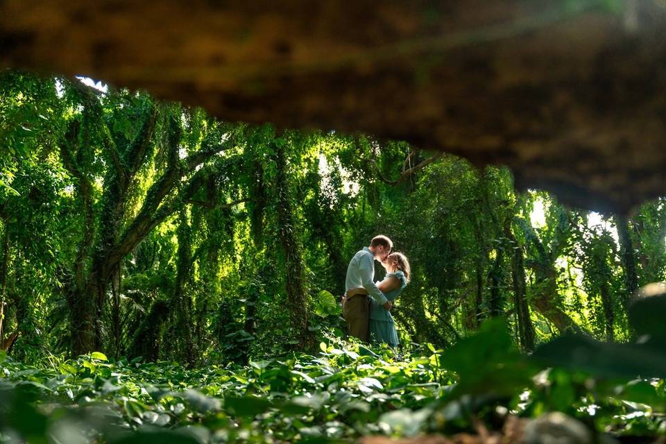 Engagement photo Maui