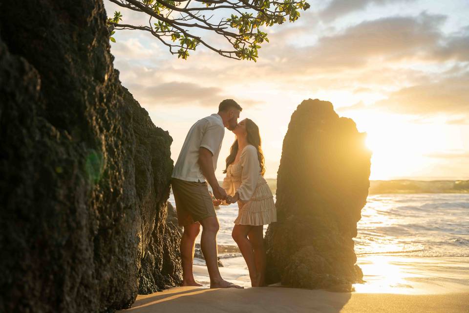 Proposal-engagement photo Maui