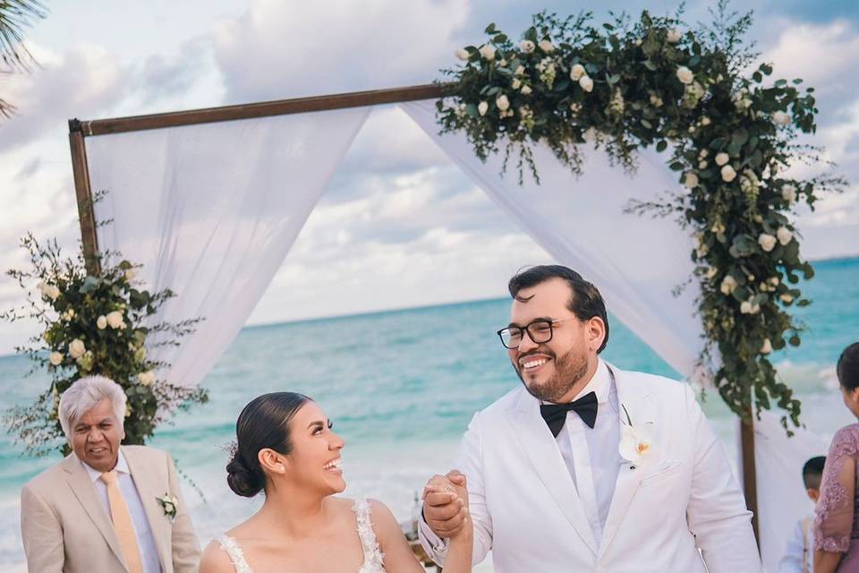 Be Romantic Weddings