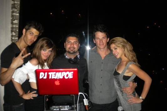 Tempoe Entertainment Dj's