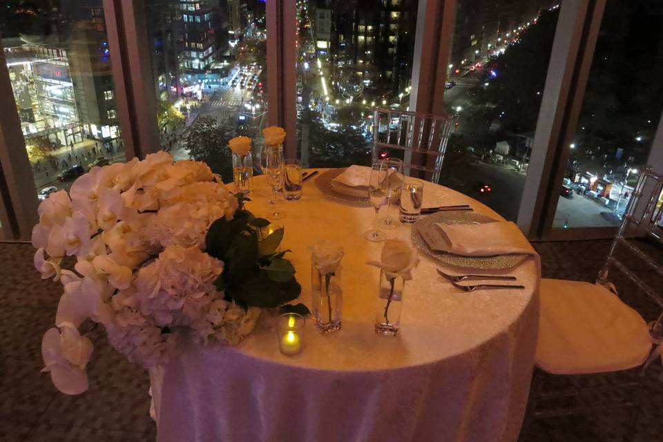 Sweetheart table