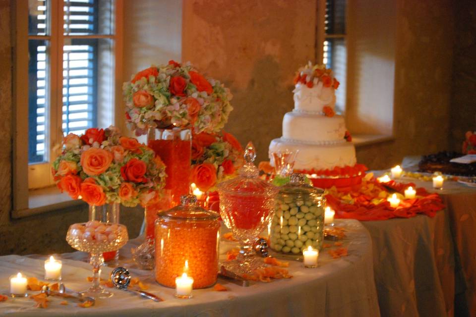 Cake table ambiance