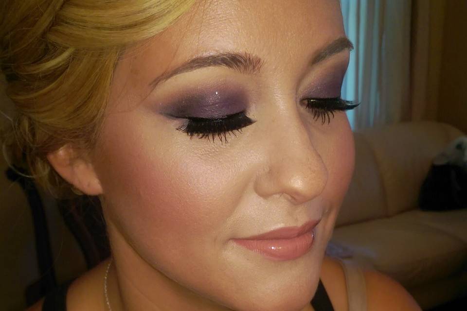 Maryam Hayat Makeup Artist