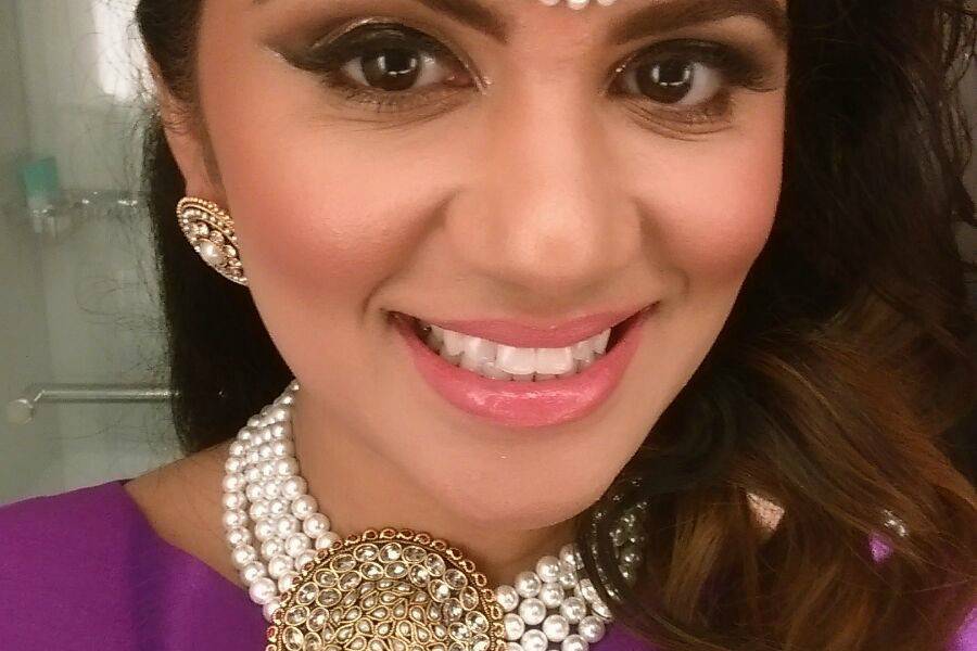 Maryam Hayat Makeup Artist