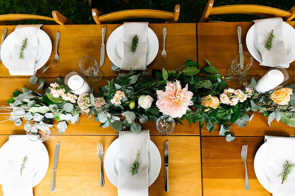 Floral table decor