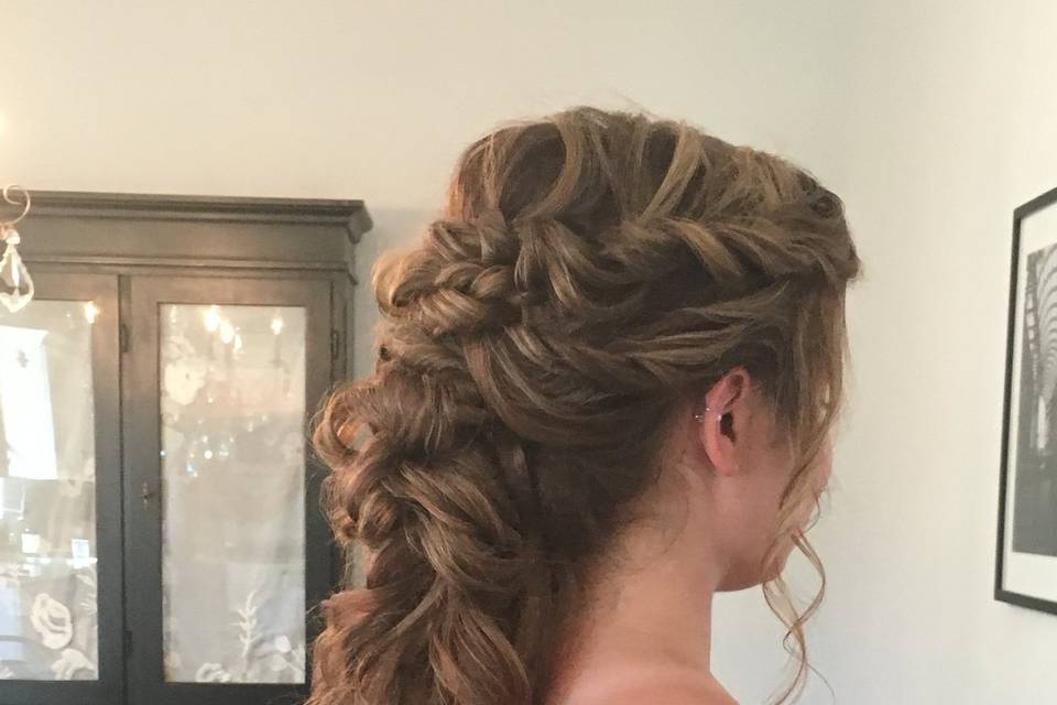 Half updo with extentions