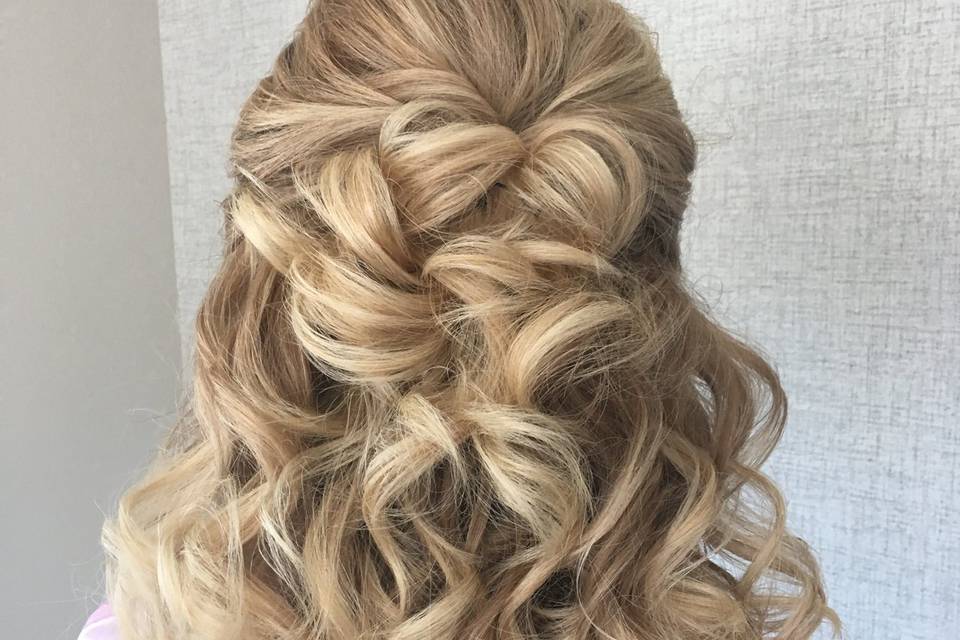 Curls with twirls