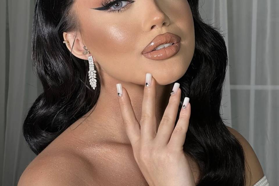 Bridal hair and makeup