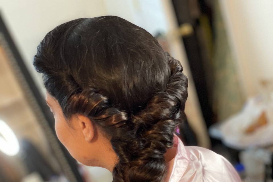 Bridesmaid hair