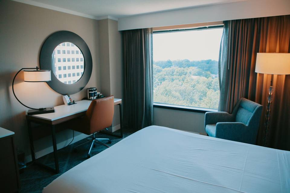 DoubleTree by Hilton Hotel Tulsa - Warren Place