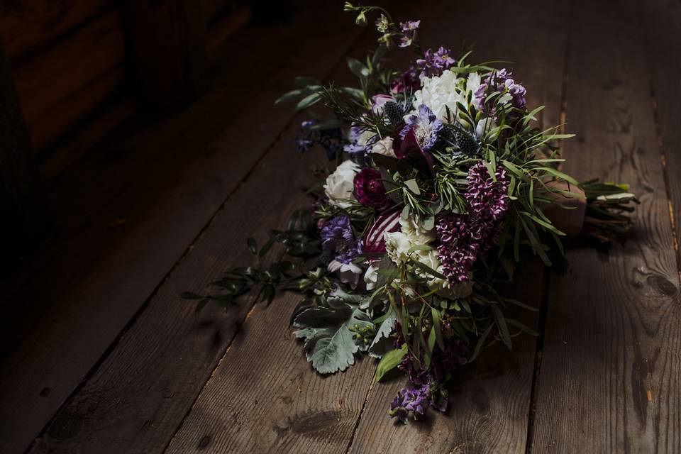 Dark colored flowers | Love Me Do Photography