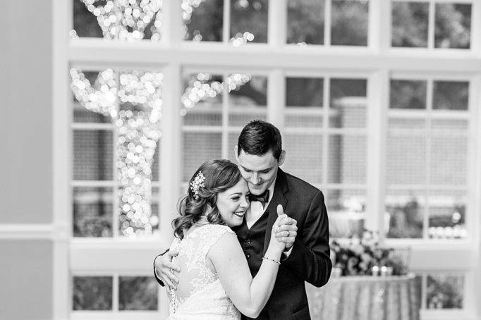 Bride/Groom dance