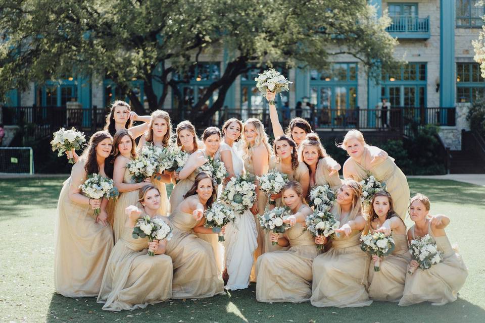 The bride with her bridesmaids