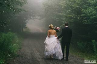Lamp Post Weddings