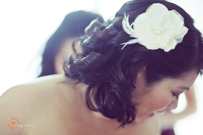 Bridal hair shot, photographed by orange turtle photography.