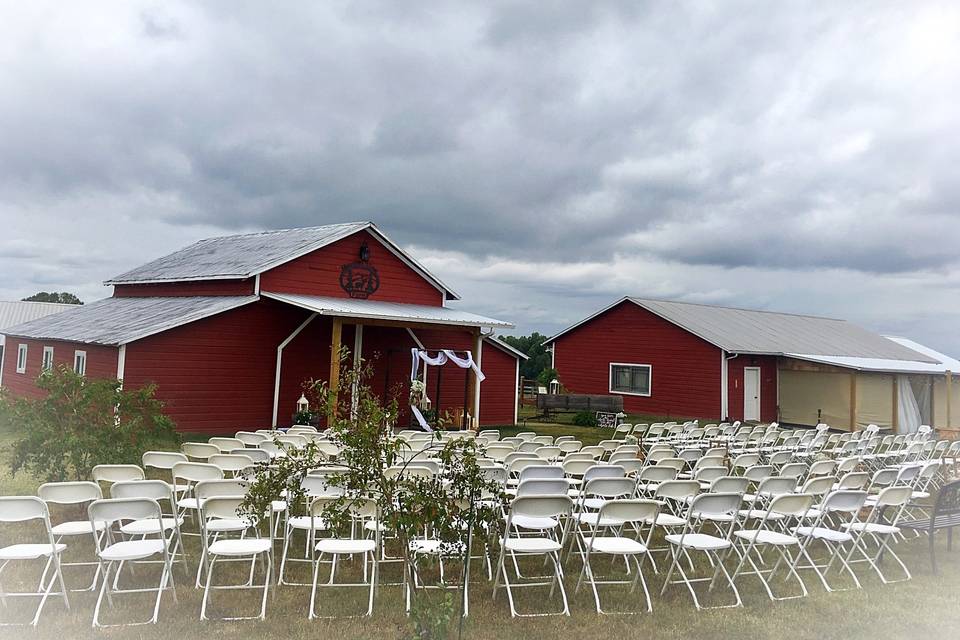 Mountain View Farm Event Barn