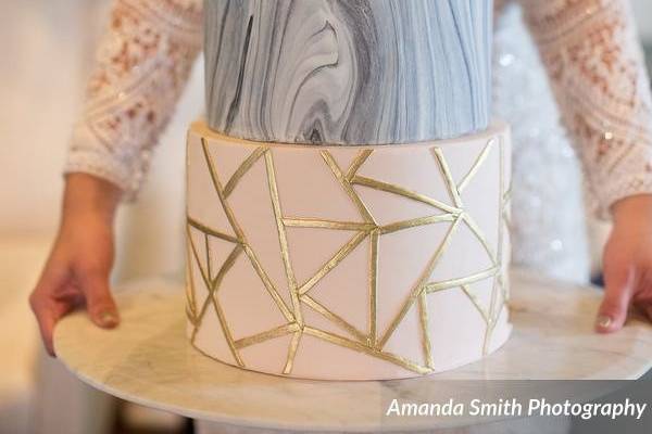 Marble wedding cake