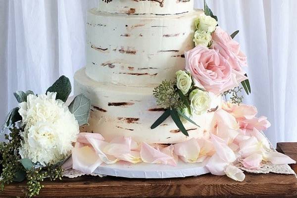 Naked wedding cake flowers