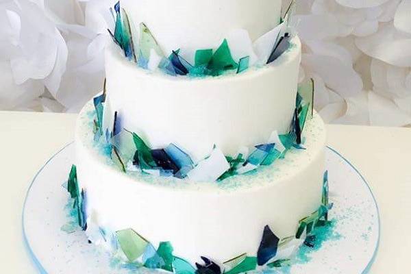 Pin by Amanda Johnson on { Cake! }