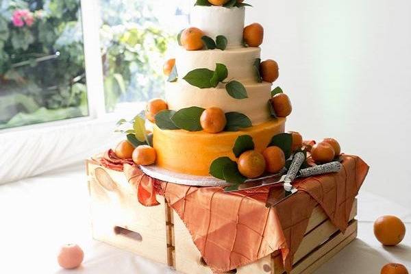 Cupcake and oranges
