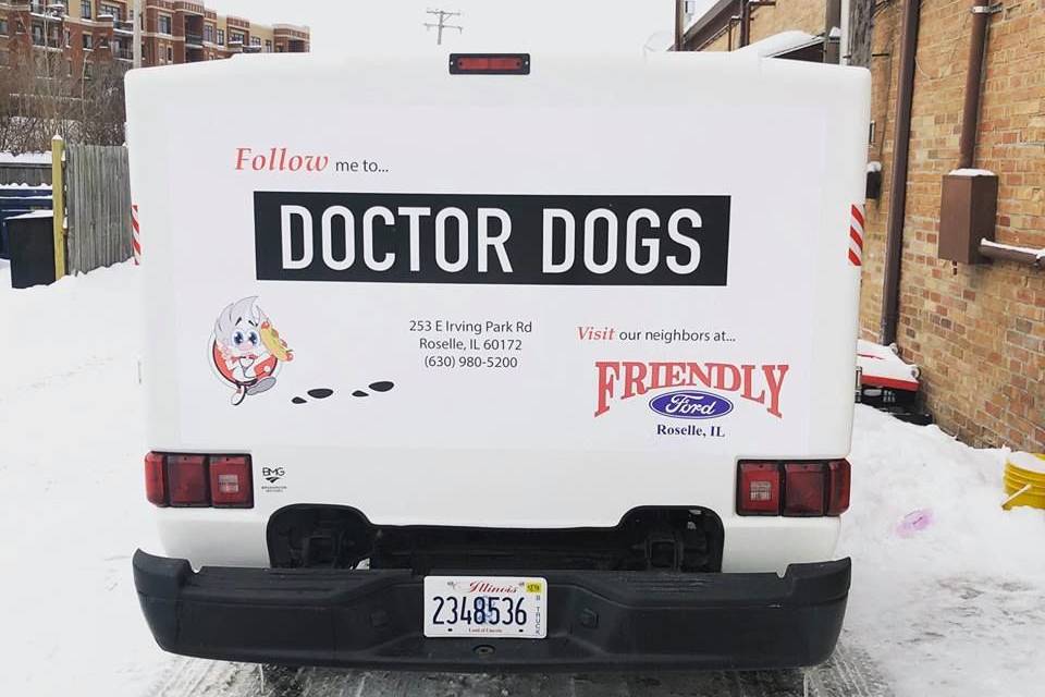 Doctor Dogs Food Truck