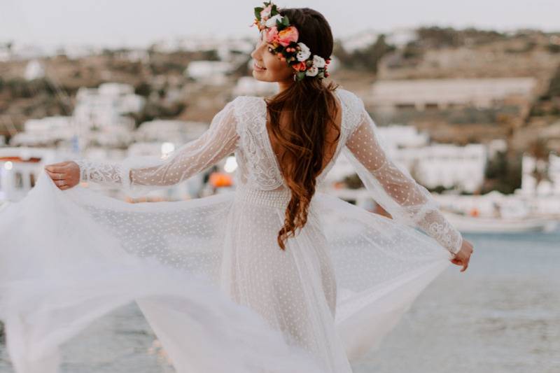 Bride in Mykonos Town