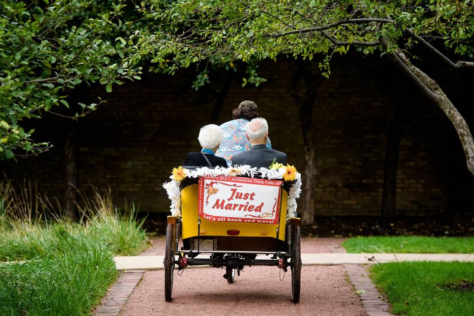 Funny wedding day photo