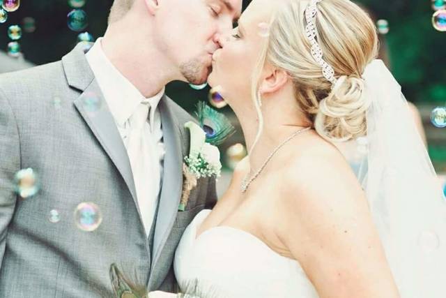 Kiss