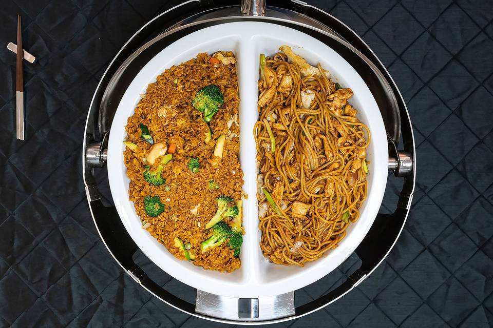 Dual-Compartment Catering Tray