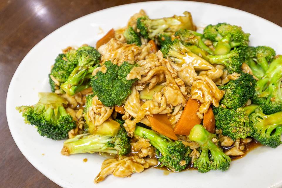Chicken & Broccoli Stir-Fry