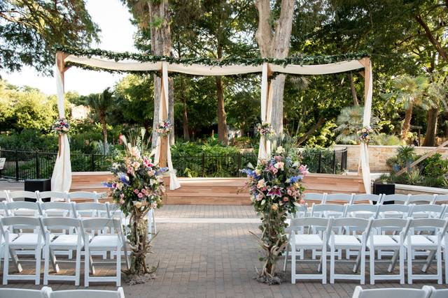 Outdoor wedding venue