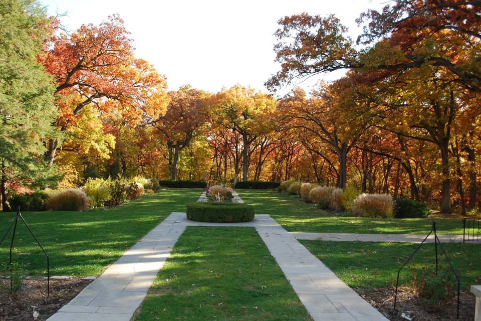 Salisbury Gardens in Fall