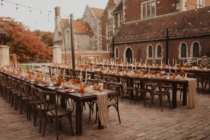 Cobblestone Courtyard dinner