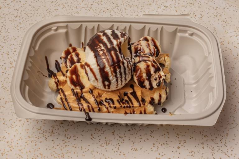 Ice Cream & Chocolate Drizzle