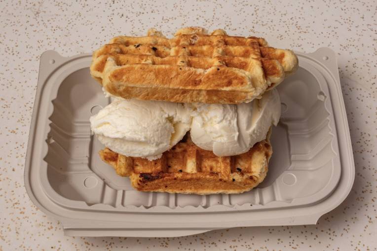 Ice Cream Sandwich