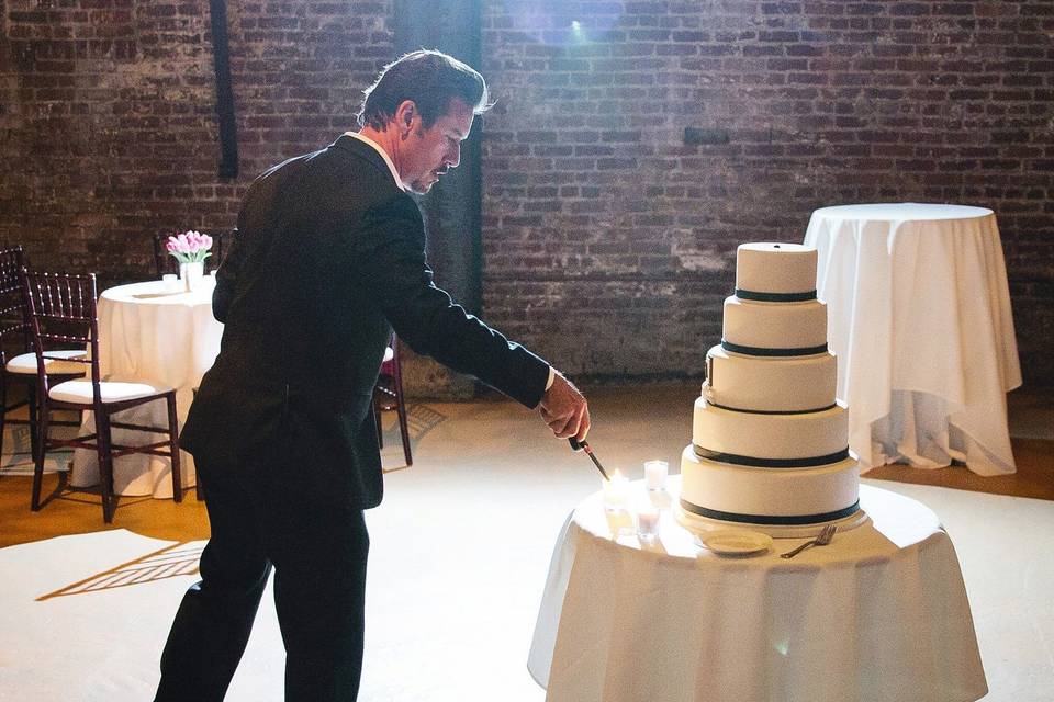 Wedding cake setup