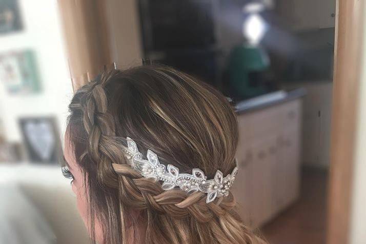 Half updo