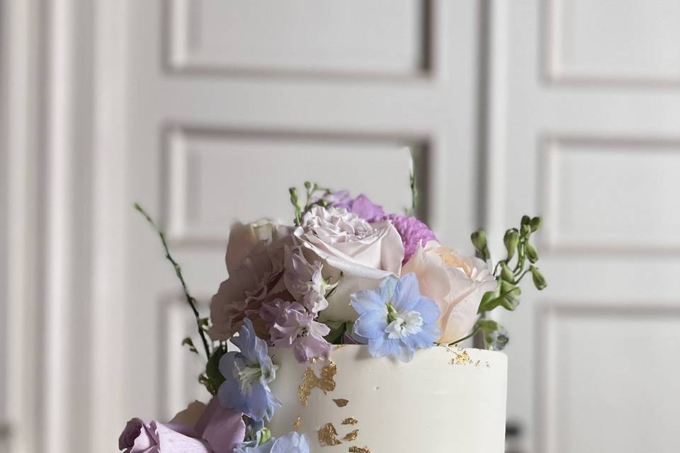 Two tier modest height