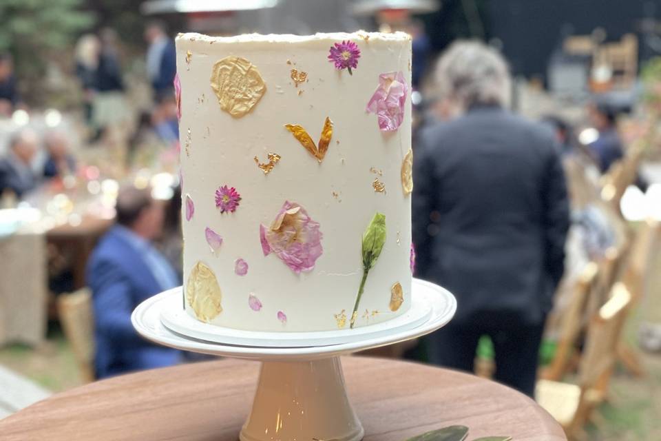 8 inch Modern height cake