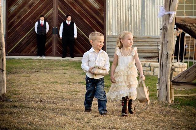 Flower girl and ring bearer