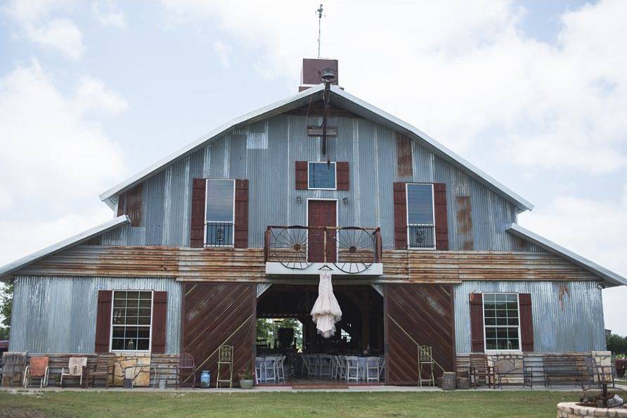 Full view of the barn