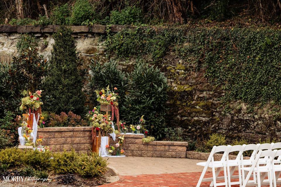 Outdoor Ceremony Altar