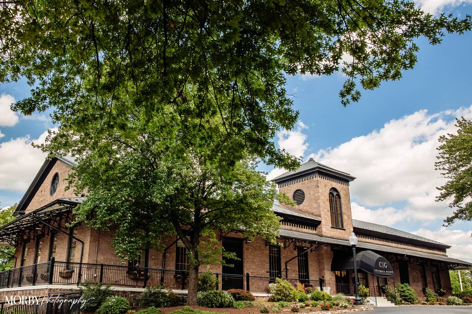 Columbia Grand