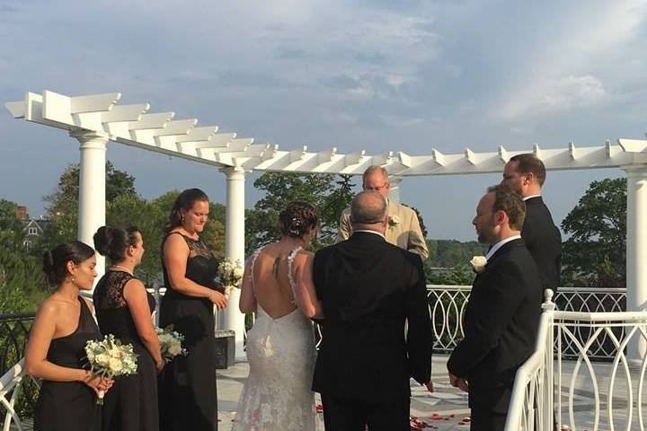 The bride's entrance