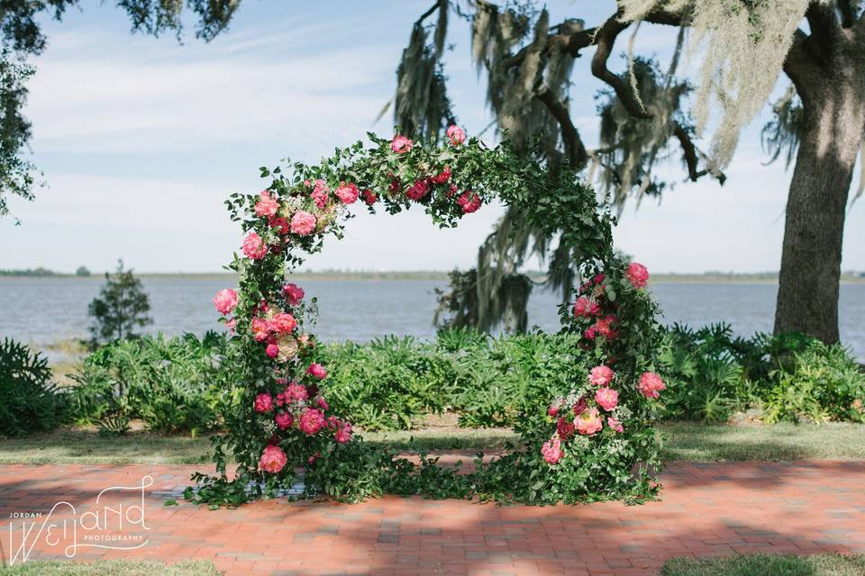 Adams Estate Infinity Arch